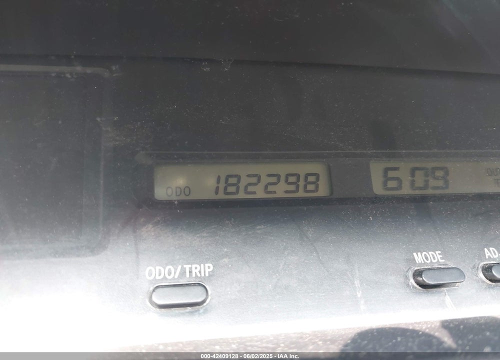 2004 TOYOTA AVALON XL VIN: 4T1BF28B84U354240