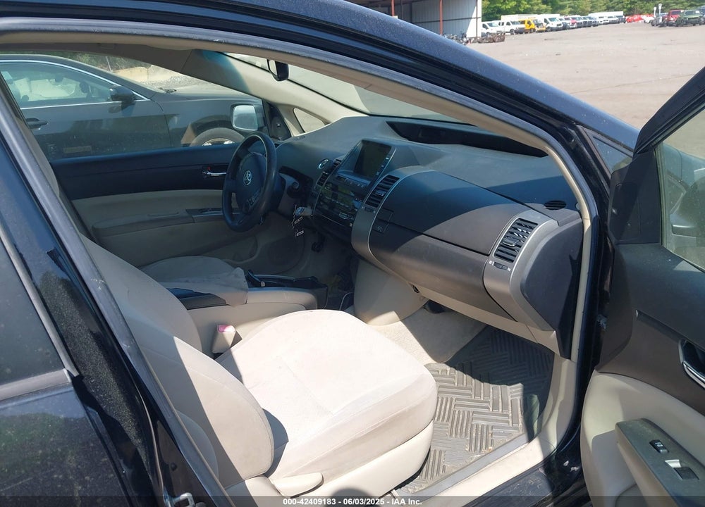 2005 TOYOTA PRIUS VIN: JTDKB20U953001557