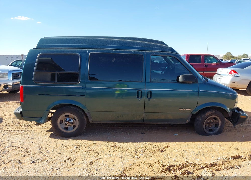 1999 GMC SAFARI YF7 UPFITTER PACKAGE VIN: 1GDDM19W9XB517262