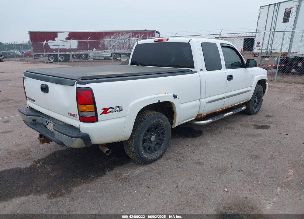 2005 GMC SIERRA 1500 SLE VIN: 2GTEK19B151310633