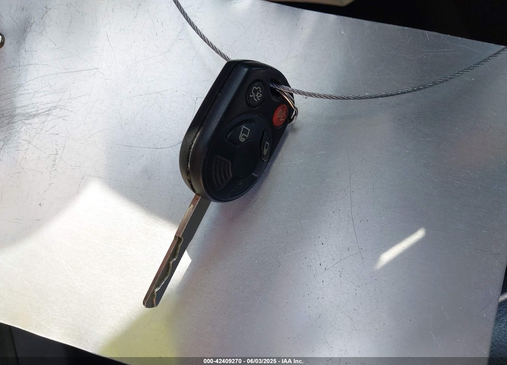 2016 FORD ESCAPE VIN: 1FMCU0GX6GUA52025