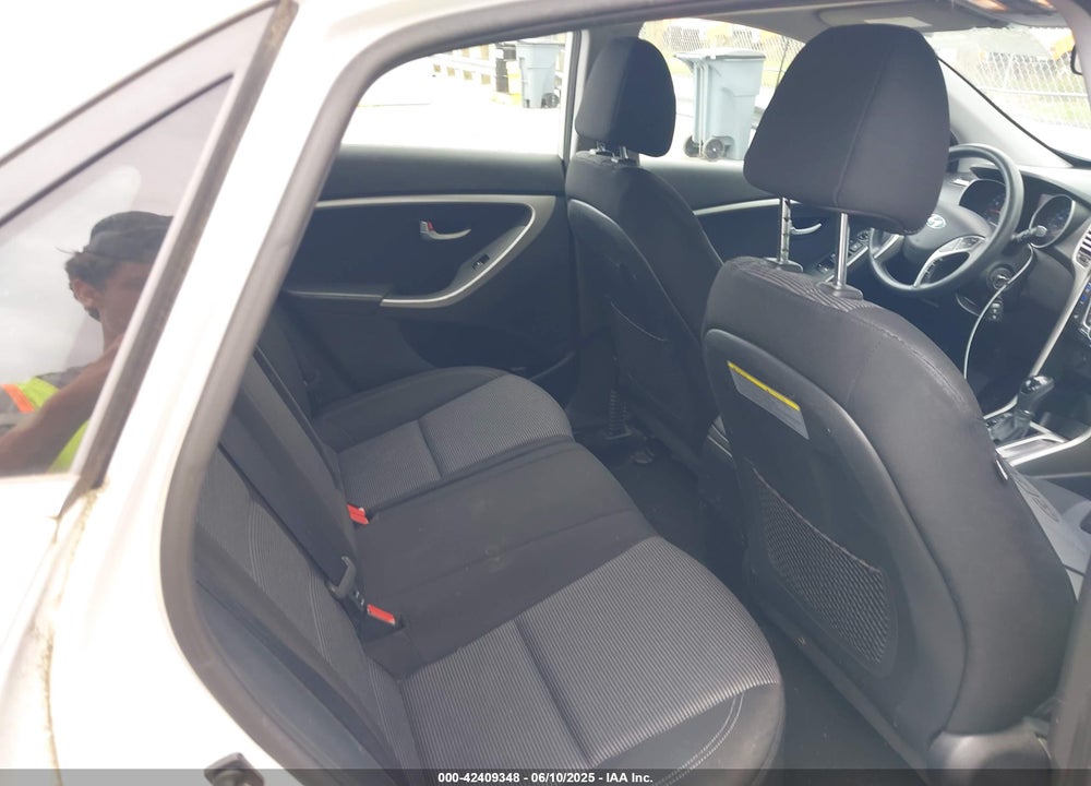 2016 HYUNDAI ELANTRA GT VIN: KMHD35LH0GU285904