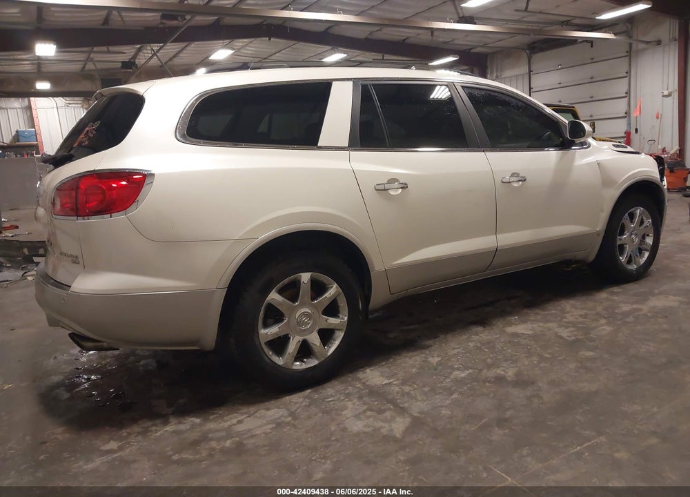 2008 BUICK ENCLAVE CXL VIN: 5GAER23728J300419