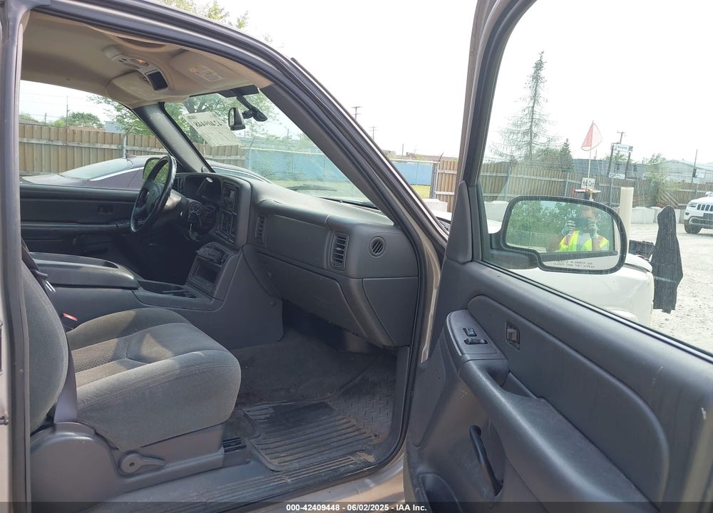2004 CHEVROLET SILVERADO 2500HD LS VIN: 1GCHK29U24E178578