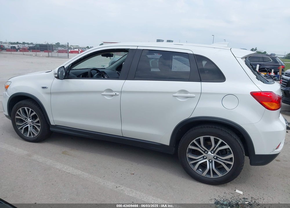 2018 MITSUBISHI OUTLANDER SPORT VIN: JA4AP3AU4JU005869