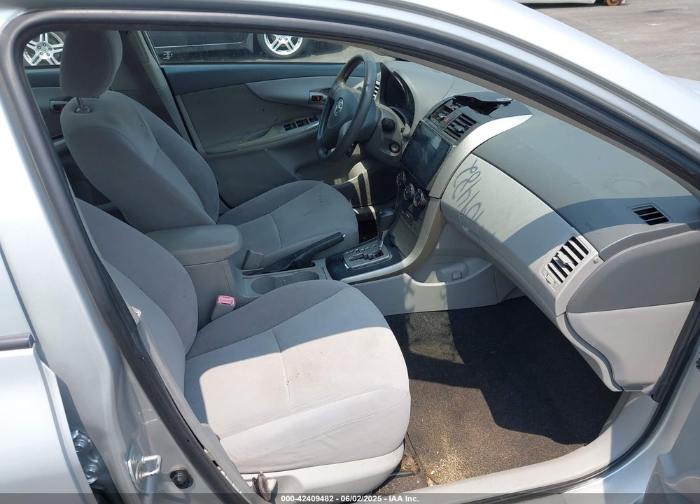 2010 TOYOTA COROLLA LE VIN: JTDBU4EE4AJ055815