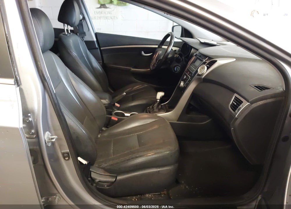2013 HYUNDAI ELANTRA GT VIN: KMHD35LE3DU038040