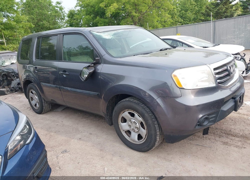 2015 HONDA PILOT LX VIN: 5FNYF4H24FB013455