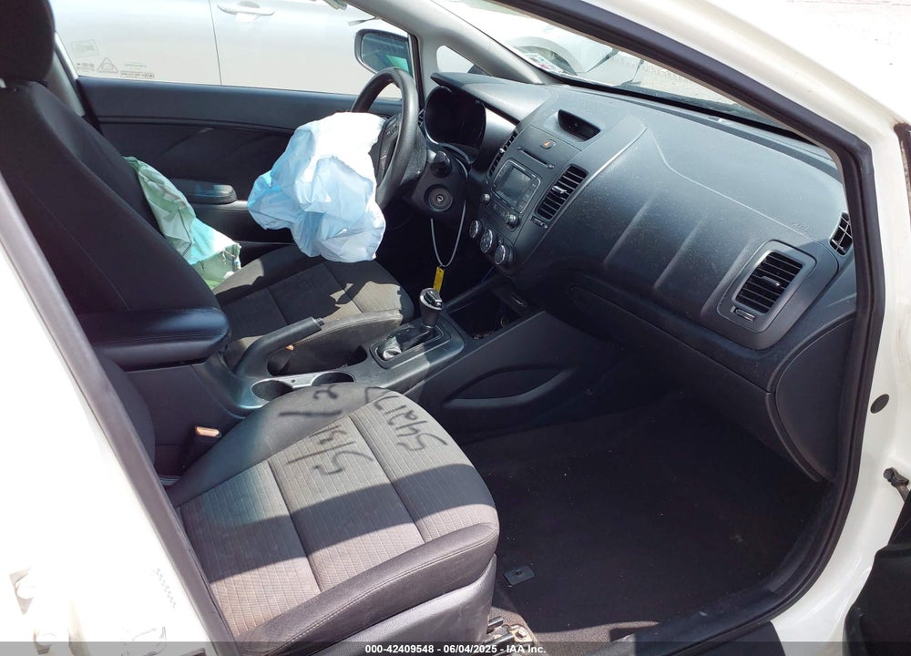 2016 KIA FORTE VIN: KNAFX4A64G5542177
