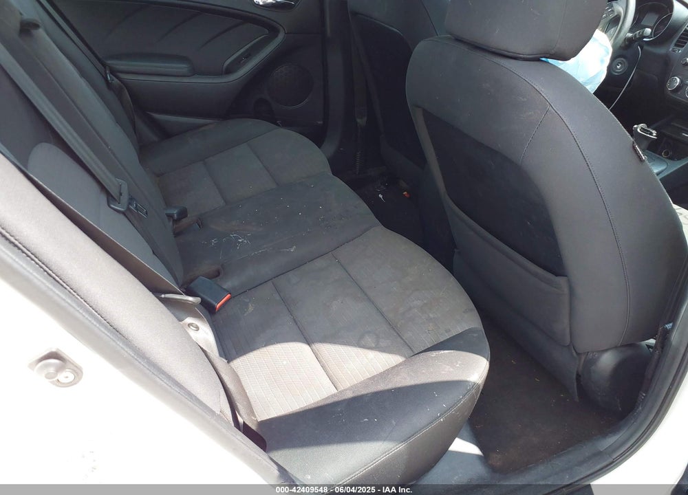 2016 KIA FORTE VIN: KNAFX4A64G5542177