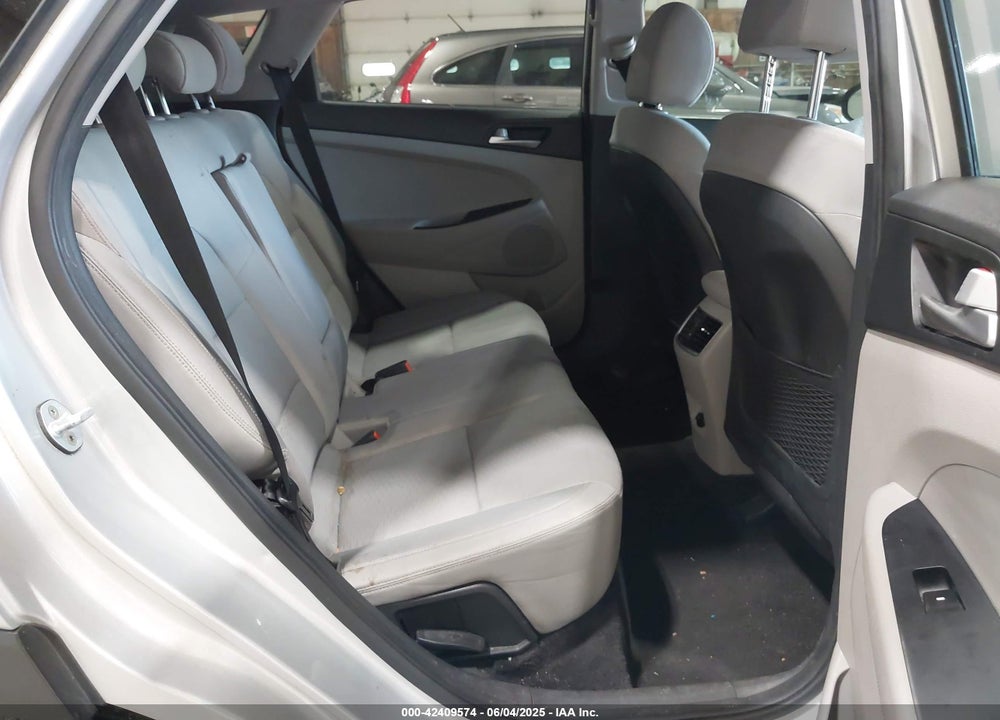 2019 HYUNDAI TUCSON SEL VIN: KM8J3CAL5KU930036