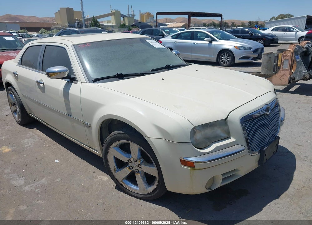 2006 CHRYSLER 300C VIN: 2C3KK63H26H354585
