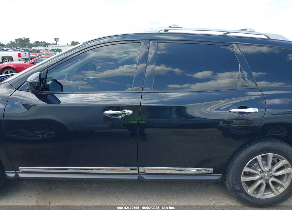2015 NISSAN PATHFINDER SL VIN: 5N1AR2MN8FC689252