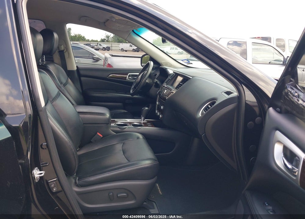 2015 NISSAN PATHFINDER SL VIN: 5N1AR2MN8FC689252