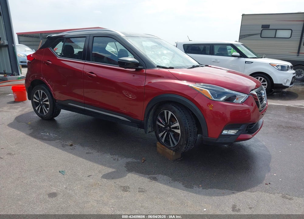 2019 NISSAN KICKS SR VIN: 3N1CP5CU6KL534147