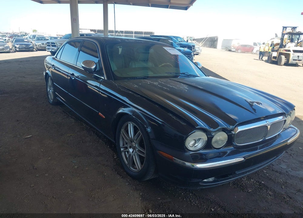 2005 JAGUAR XJ VANDEN PLAS VIN: SAJWA82C05SG47589