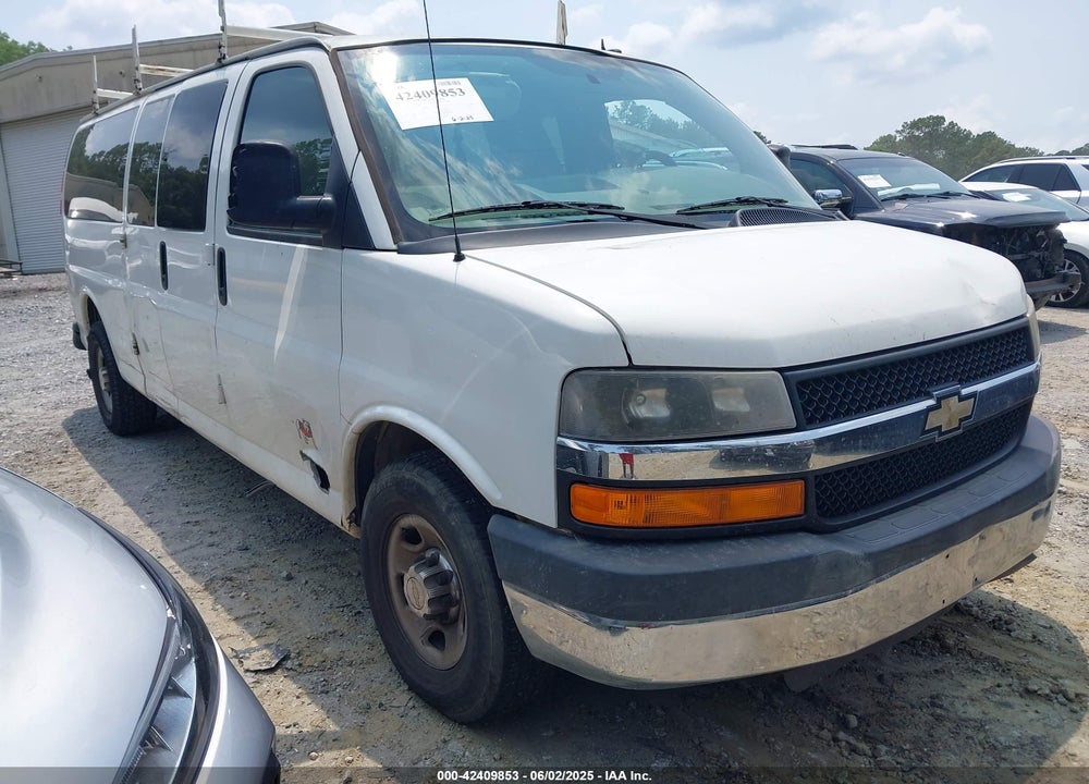 2015 CHEVROLET EXPRESS 3500 LT VIN: 1GAZG1FG6F1105893