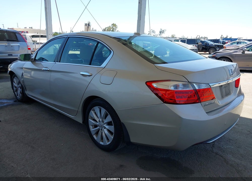 2013 HONDA ACCORD VIN: 1HGCR2F81DA153788