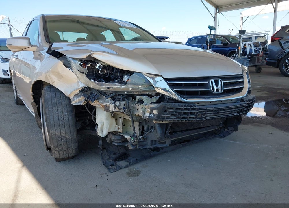 2013 HONDA ACCORD VIN: 1HGCR2F81DA153788