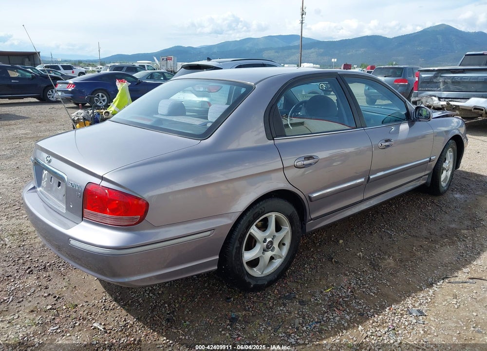 2005 HYUNDAI SONATA GLS/LX VIN: KMHWF35H45A206945