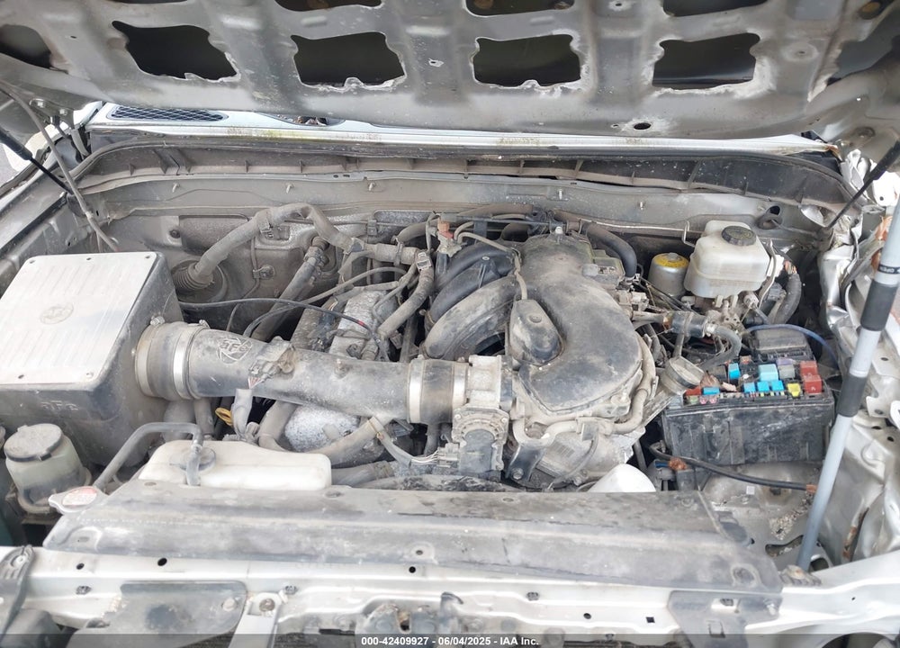 2007 TOYOTA FJ CRUISER VIN: JTEBU11FX70096943