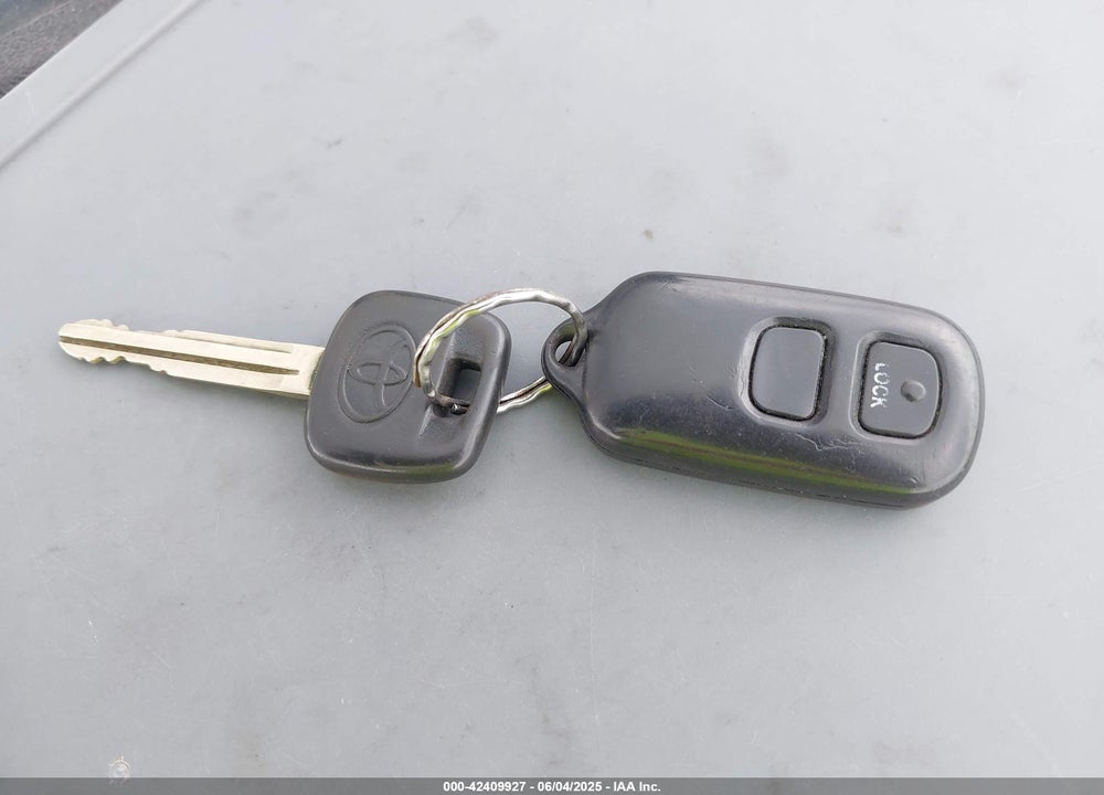 2007 TOYOTA FJ CRUISER VIN: JTEBU11FX70096943