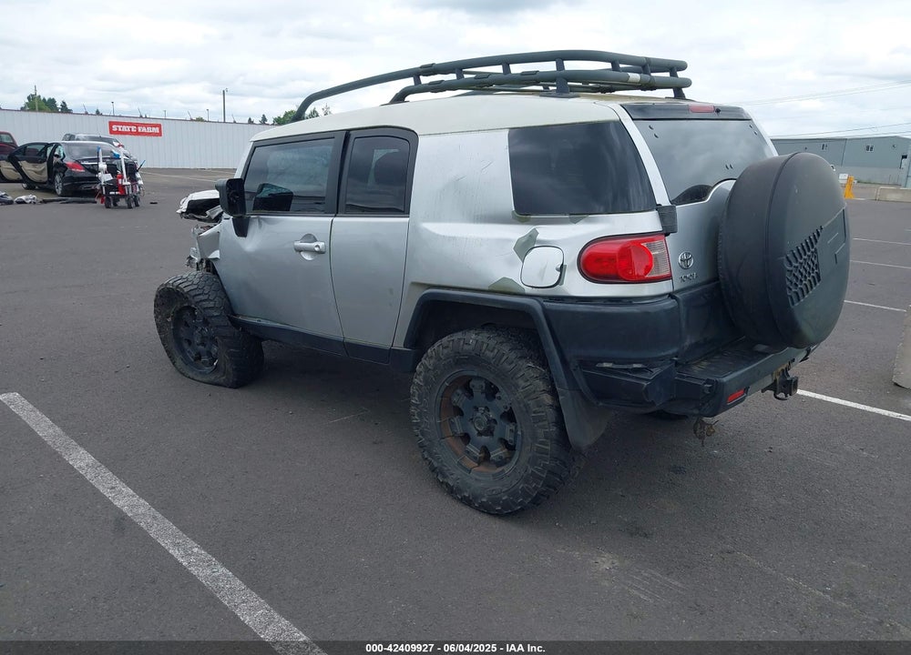 2007 TOYOTA FJ CRUISER VIN: JTEBU11FX70096943