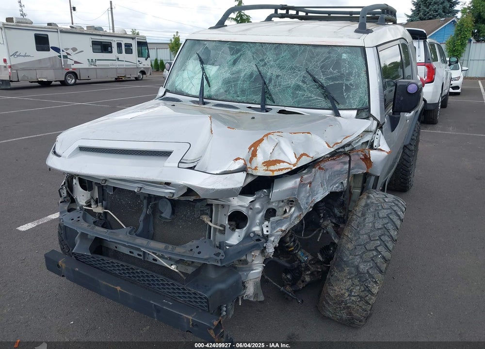 2007 TOYOTA FJ CRUISER VIN: JTEBU11FX70096943