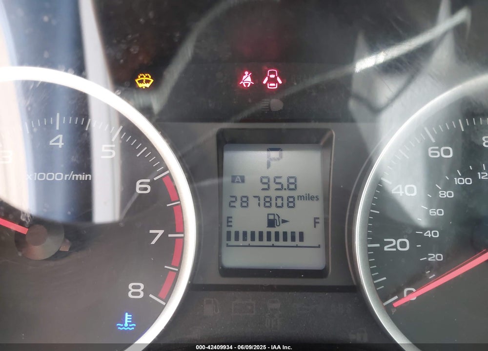 2015 SUBARU FORESTER VIN: JF2SJADCXFH457197