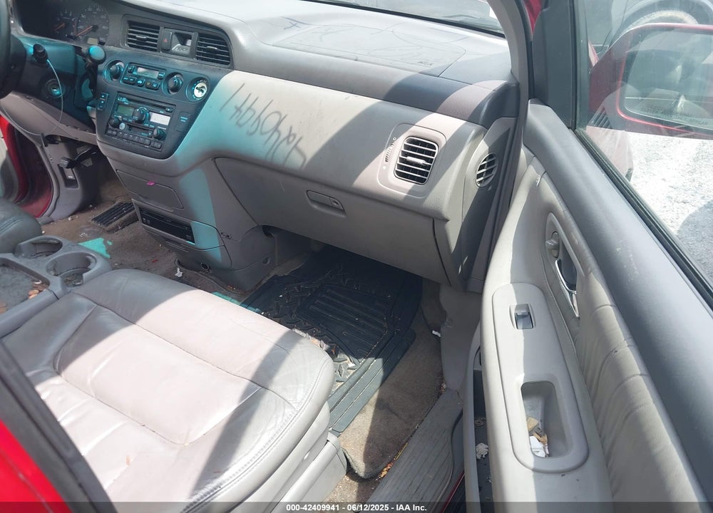 2003 HONDA ODYSSEY EX-L VIN: 5FNRL18003B092953