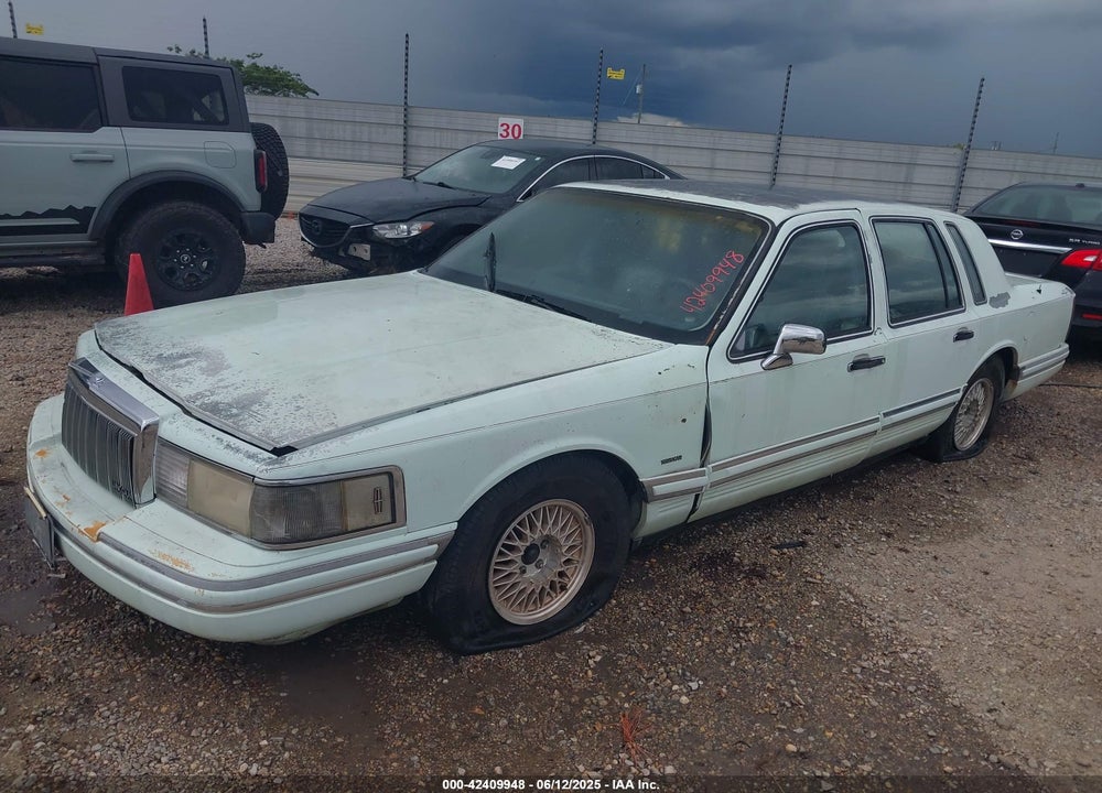1991 LINCOLN TOWN CAR EXECUTIVE VIN: 1LNCM81W5MY653249
