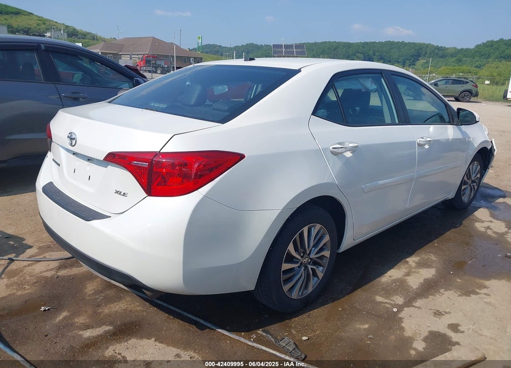 2018 TOYOTA COROLLA VIN: 5YFBURHE7JP765649