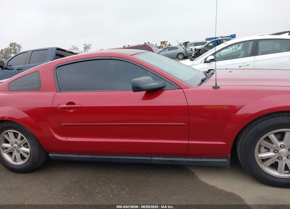 2008 FORD MUSTANG VIN: 1ZVHT80N485107892