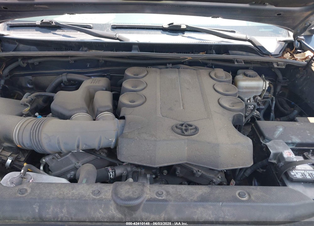 2011 TOYOTA 4RUNNER LIMITED V6 VIN: JTEBU5JR9B5052199