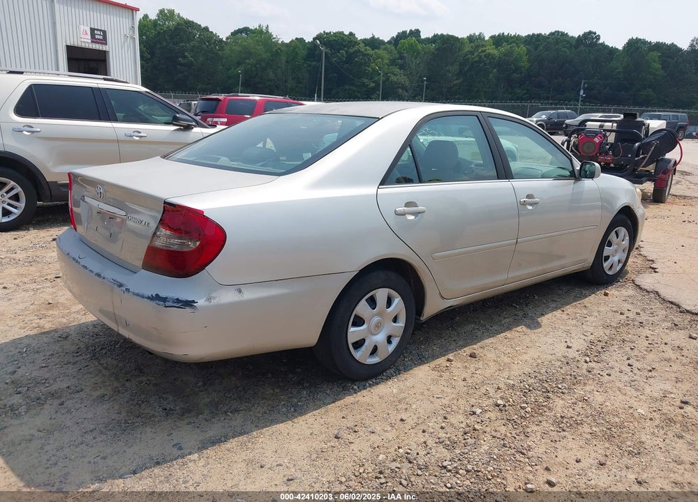 2002 TOYOTA CAMRY LE VIN: 4T1BE32K92U604485