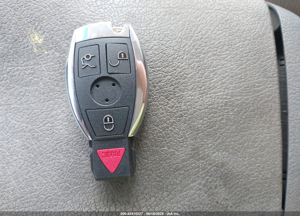 2011 MERCEDES-BENZ E 350 VIN: WDDKK5GF3BF062928