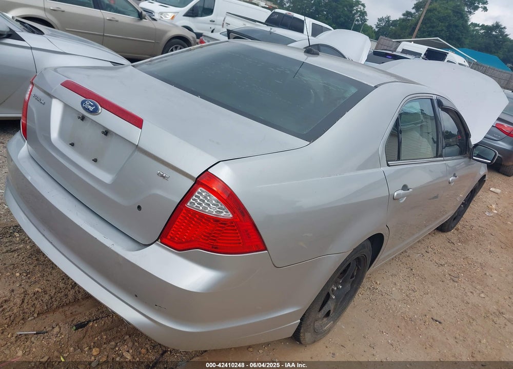 2010 FORD FUSION SE VIN: 3FAHP0HA3AR342710