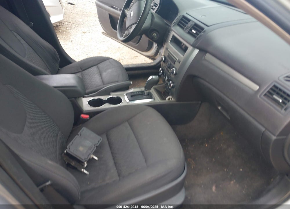 2010 FORD FUSION SE VIN: 3FAHP0HA3AR342710