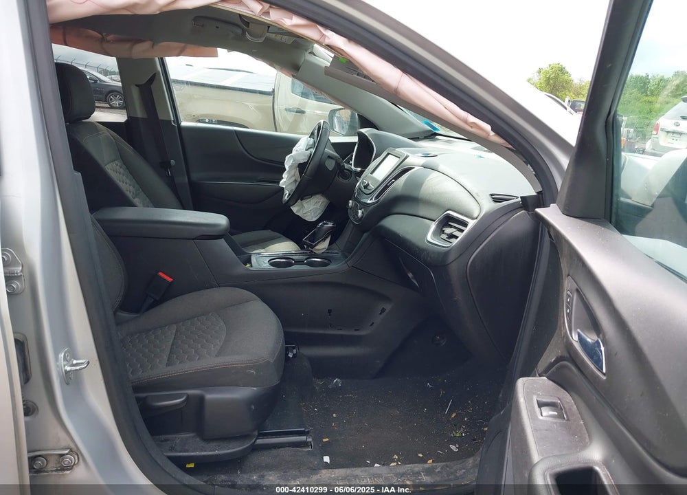 2018 CHEVROLET EQUINOX VIN: 2GNAXSEV3J6157859