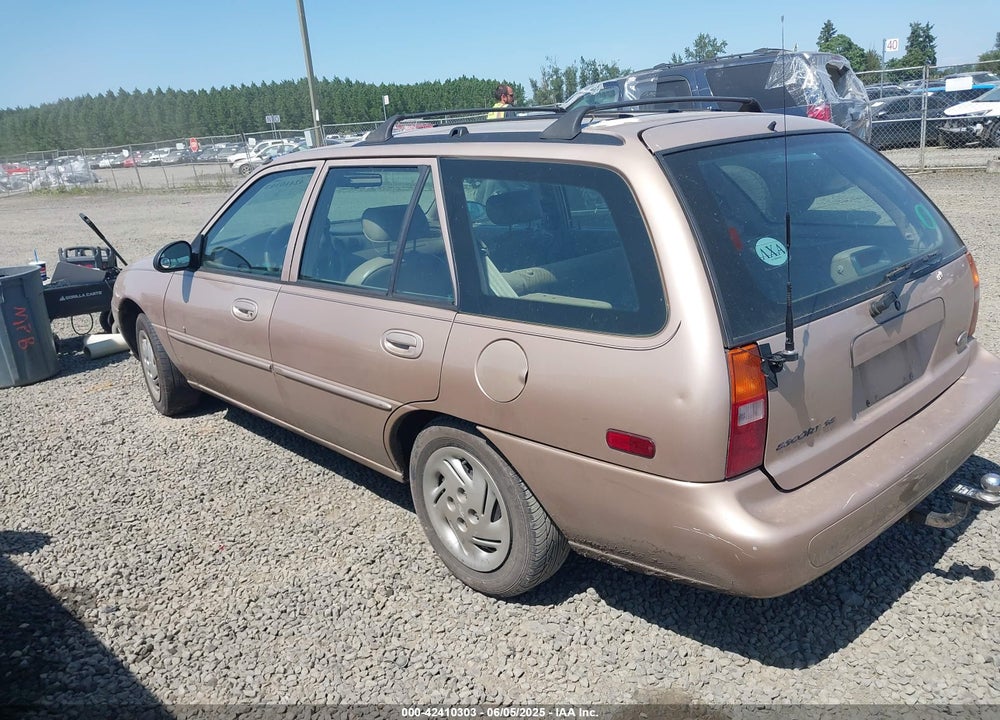 1998 FORD ESCORT SE VIN: 3FAFP15P6WR226401