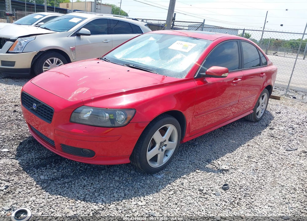 2005 VOLVO S40 T5 AWD VIN: YV1MH682652075181