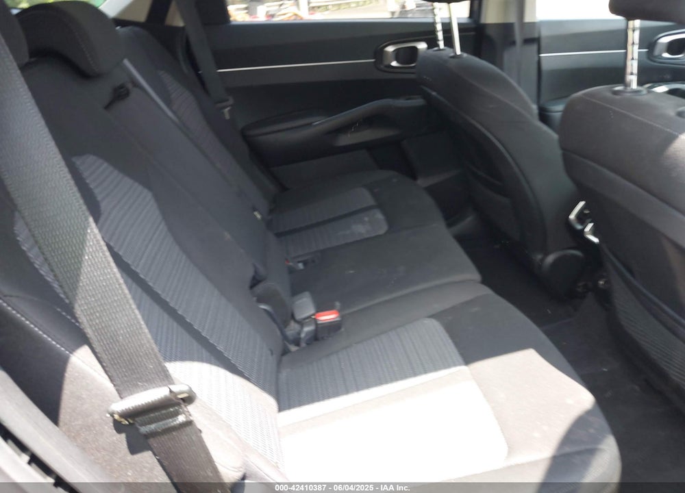 2023 KIA SORENTO VIN: 5XYRG4LC1PG178245