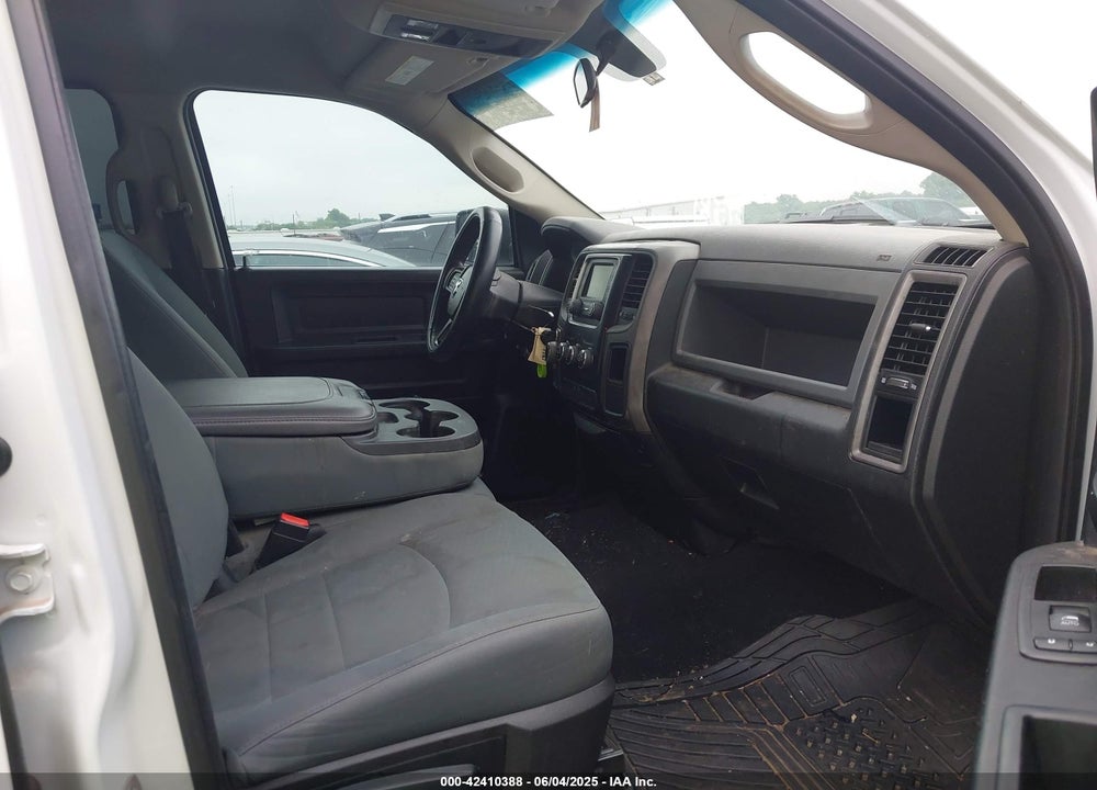 2017 RAM 1500 VIN: 1C6RR7FGXHS509837
