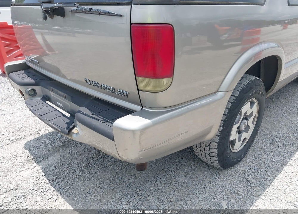 2003 CHEVROLET BLAZER VIN: 1GNCT18X23K173241