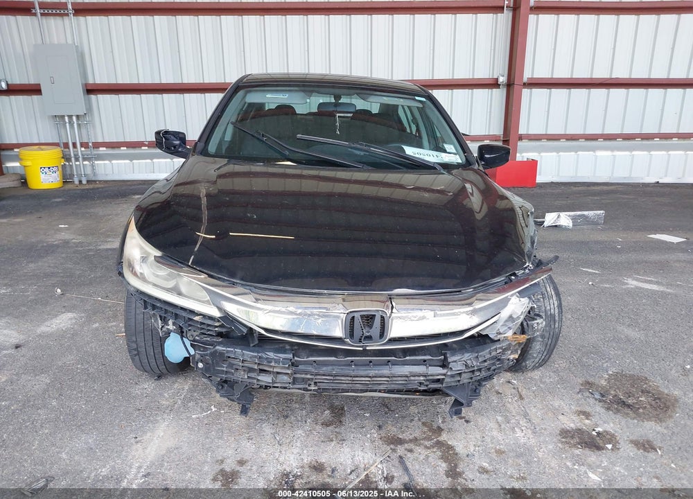 2017 HONDA ACCORD VIN: 1HGCR2F39HA116644
