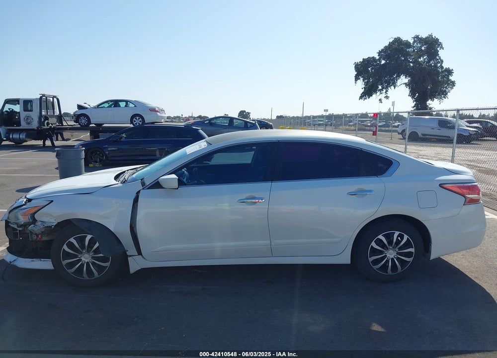 2014 NISSAN ALTIMA VIN: 1N4AL3AP5EN384379
