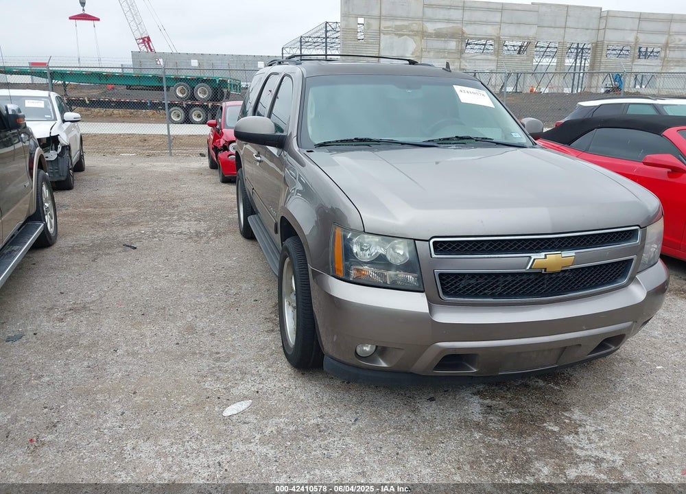 2013 CHEVROLET TAHOE LT VIN: 1GNSCBE04DR163442