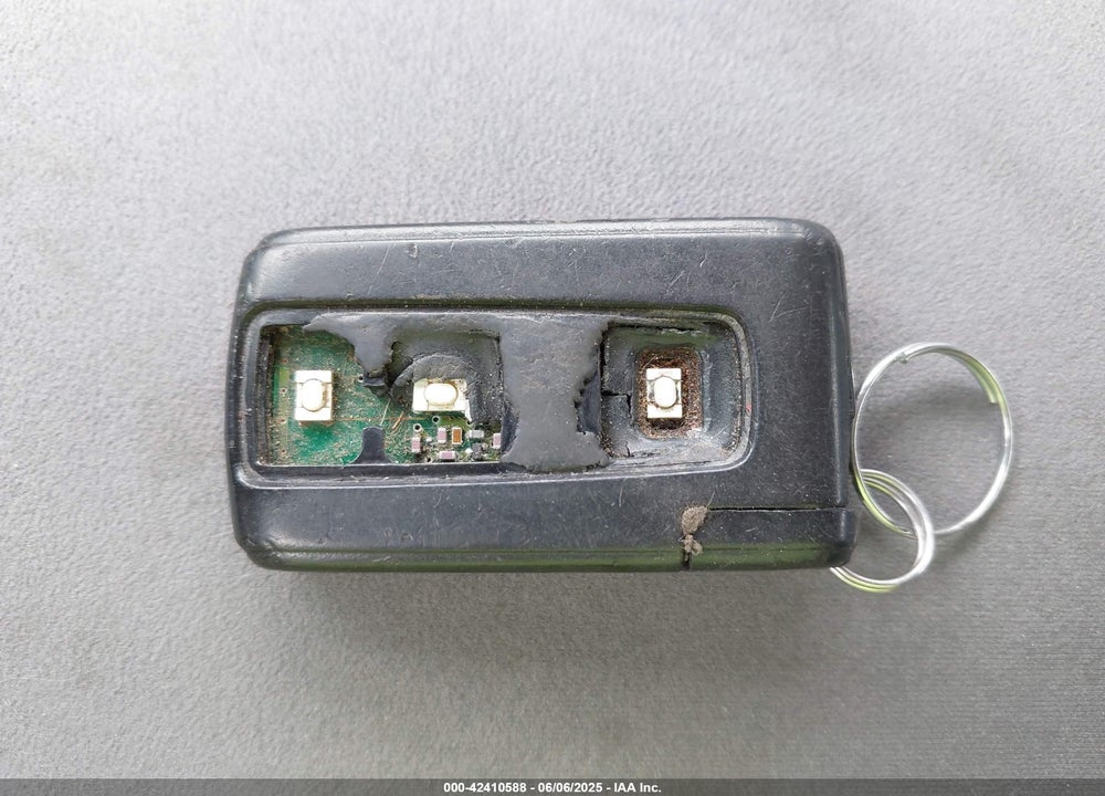 2006 TOYOTA PRIUS VIN: JTDKB20U267504762