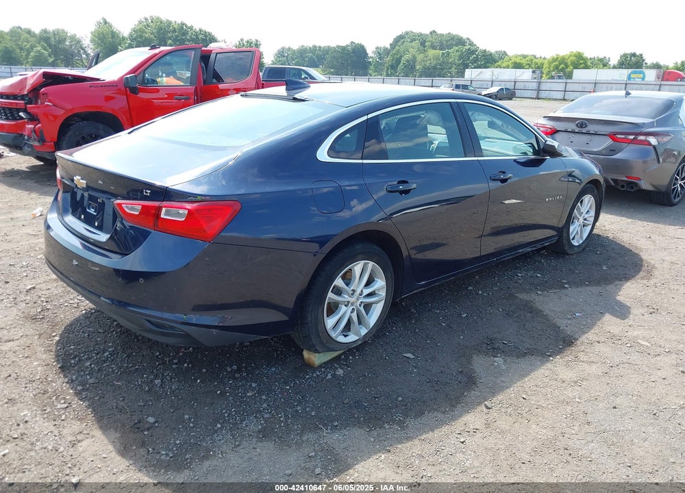 2018 CHEVROLET MALIBU VIN: 1G1ZD5ST0JF118296
