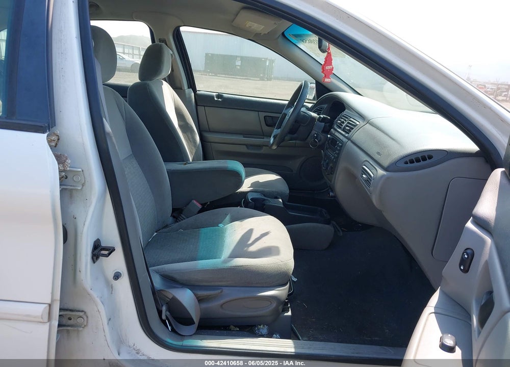 2007 FORD TAURUS SE VIN: 1FAFP53U57A193385